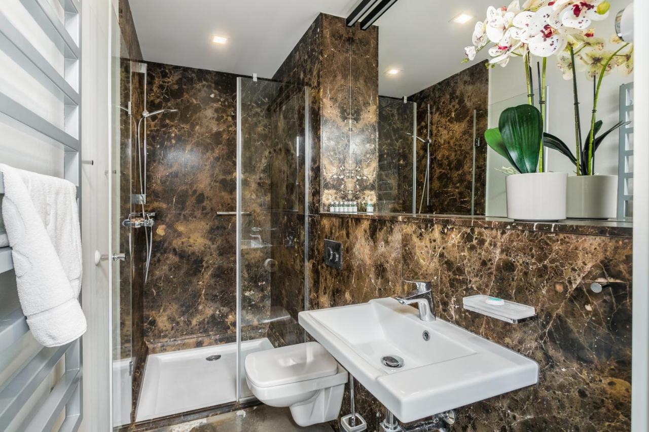 Premium Penthouse Apartment Krasków Εξωτερικό φωτογραφία